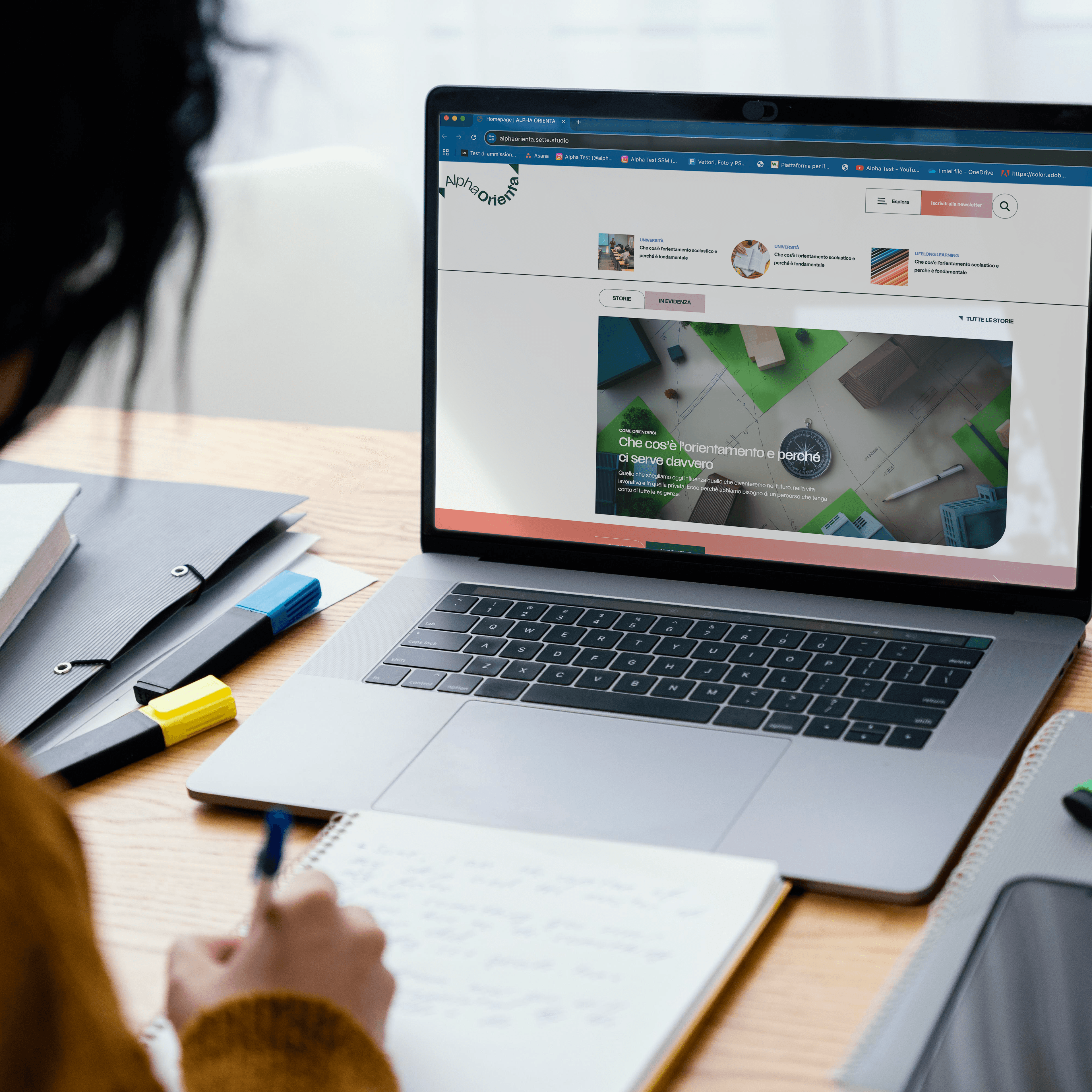 Mockup AO computer.png